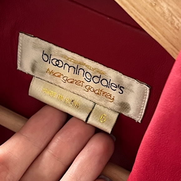 Bloomingdale's 🍓 Red Women's Jacket real leather - Picture 3 of 9